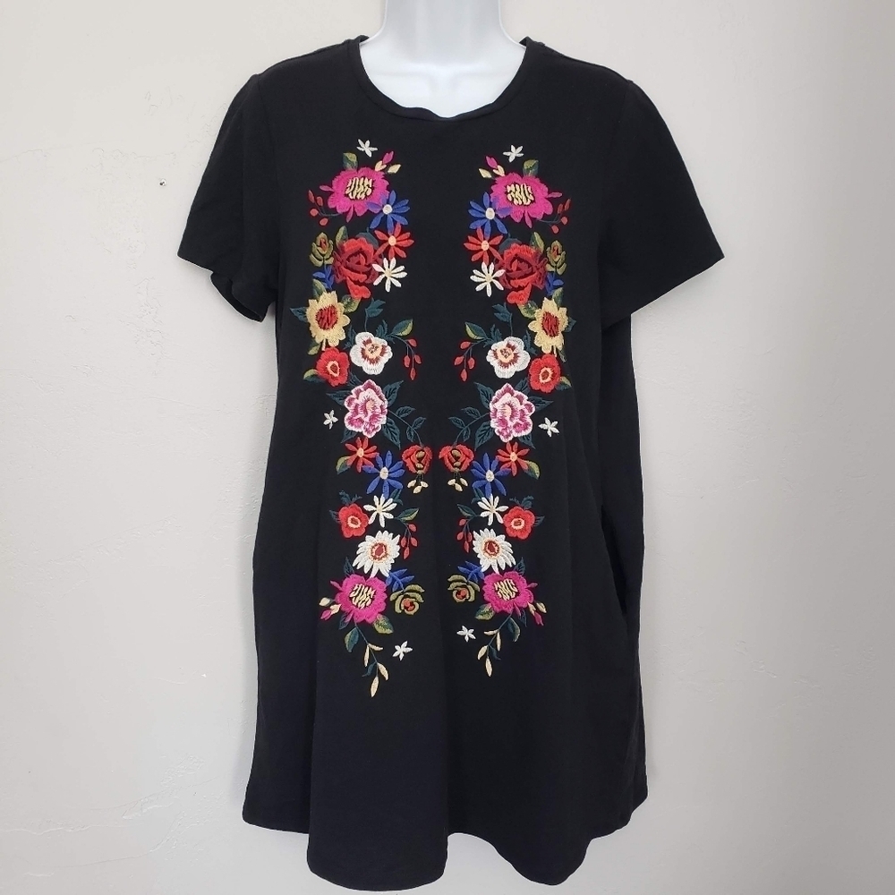 Umgee Small Black Short Sleeve Mini Dress Tunic Colorful Floral Embroidery